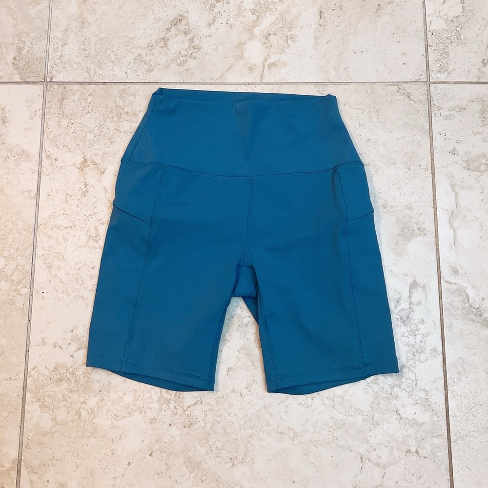 Free- Spider biker shorts